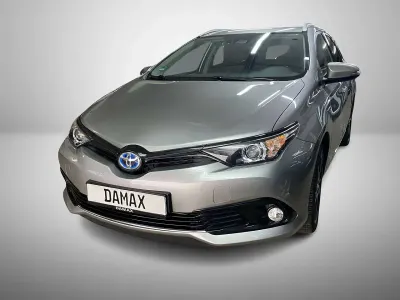 Gebraucht Toyota Auris Hybrid Team 99 PS (72 kW) 2018 Titansilber mica metallic Kombi