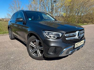 Używany Mercedes GLC220 194 KM (142 kW) 2021 Szary SUV