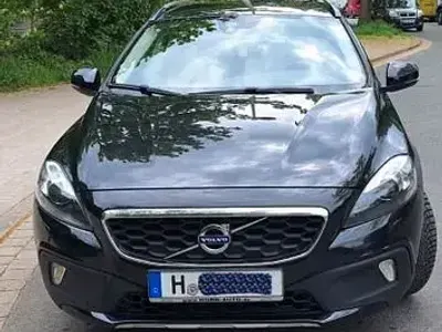 Gebraucht Volvo V40 CC You! 114 PS (83 kW) 2015 Schwarz Kombi