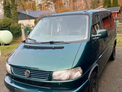 Gebraucht VW Multivan 150 PS (110 kW) 1999 Grün Van / Kleinbus