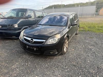 Second-hand Opel Vectra 150 CP (110 kW) 2008 Negru Break