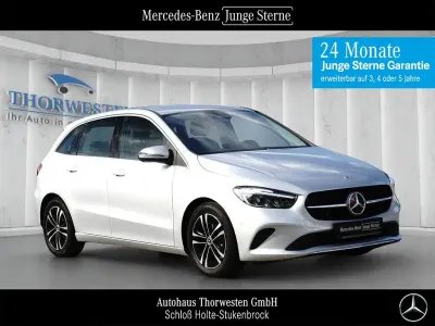 Usata Mercedes B180 Advanced 136 CV (100 kW) 2024 Argento Monovolume