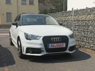 Gebraucht Audi A1 Sportback S-Line 86 PS (63 kW) 2014 Gletscherweiß metallic Kleinwagen