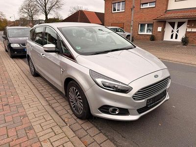 Usata Ford S-MAX Titanium 190 CV (139 kW) 2019 Argento Monovolume