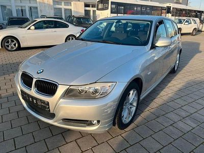 Second-hand BMW 318 143 CP (105 kW) 2010 Argintiu Berlinǎ