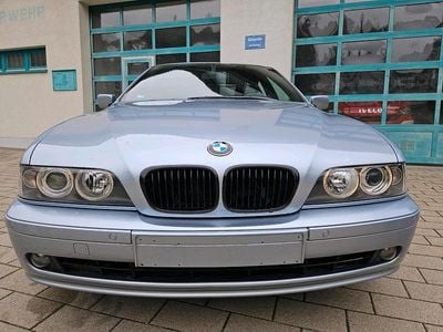 BMW 525