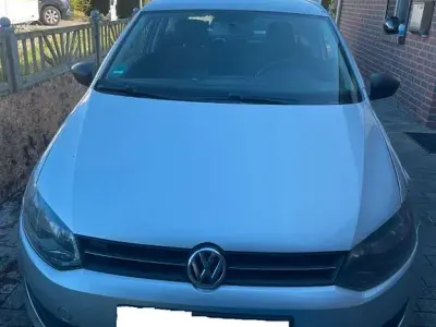 Usata VW Polo Trendline 69 CV (50 kW) 2013 Argento Utilitaria