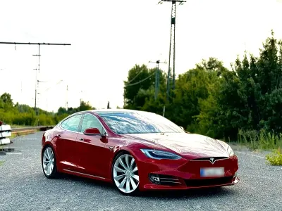 Gebraucht Tesla Model S 386 kW (525 PS) 2018 Rot Kleinwagen