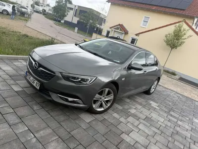 Usata Opel Insignia Sport 136 CV (100 kW) 2017 Grigio Berlina