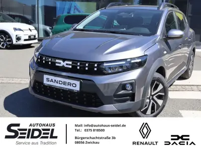 Nowe Dacia Sandero Expression 122 KM (89 kW) 2026 Szary Sedan/Limuzyna