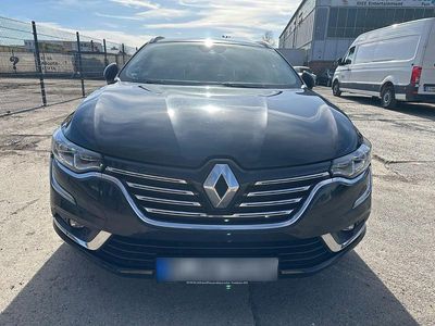 Second-hand Renault Talisman GrandTour Elysee 160 CP (117 kW) 2017 Negru Break