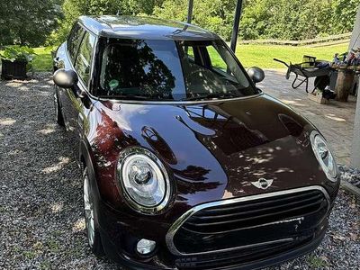 Gebraucht Mini Cooper Clubman 136 PS (100 kW) 2017 Rot Kombi