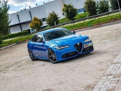 Blu misano Gebraucht 2023 Alfa Romeo Giulia Competizione Limousine | 40.900 € (Etwas zu teuer)