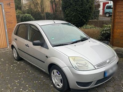 gebraucht Ford Fiesta 1.3 TUV 03.2026