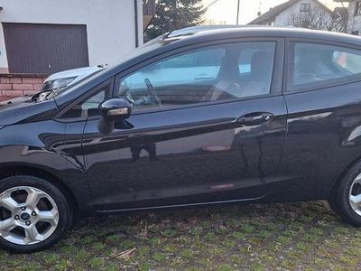 Schwarz Gebraucht 2009 Ford Fiesta Trend Kleinwagen | 3.100 € (Fairer Preis)