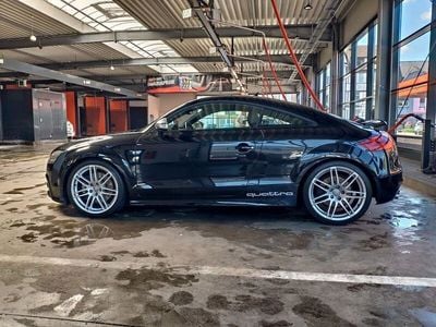 Schwarz Gebraucht 2010 Audi TTS Ambiente Coupé | 16.899 €