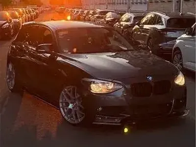 Gebraucht BMW 118 M Sport 170 PS (125 kW) 2011 Grau Kleinwagen