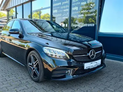 Gebraucht Mercedes 200 AMG line 160 PS (117 kW) 2020 Schwarz Limousine