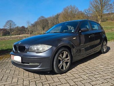 Gebraucht BMW 120 177 PS (130 kW) 2008 Grau Kleinwagen