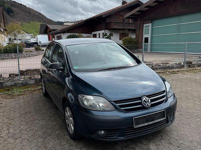 Usata VW Golf V 102 CV (75 kW) 2007 Blu Berlina