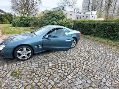 Usata Mercedes SL350 244 CV (179 kW) 2003 Verde Cabrio