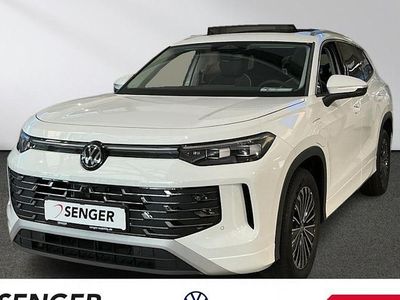 Pure white Neu 2026 VW Tayron Elegance SUV | 66.880 € (Etwas zu teuer)