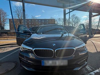 Gebraucht BMW 530 Sport Line 265 PS (194 kW) 2017 Grau Limousine