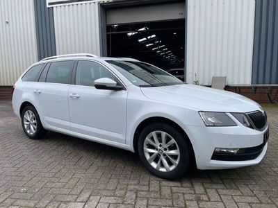 gebraucht Skoda Octavia 1.6 TDI Combi Ambition