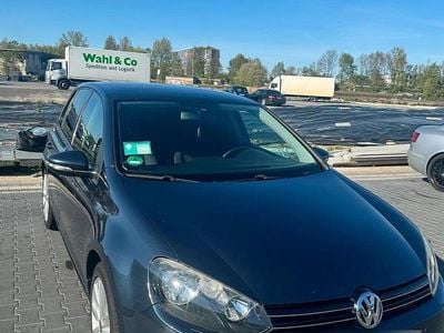 Usata VW Golf VI 110 CV (80 kW) 2009 Blu Utilitaria