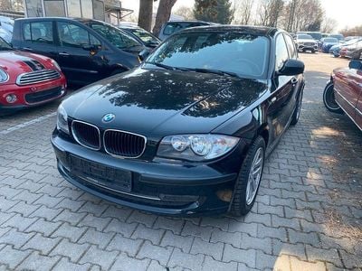 Gebraucht BMW 116 122 PS (89 kW) 2010 Schwarz Kleinwagen