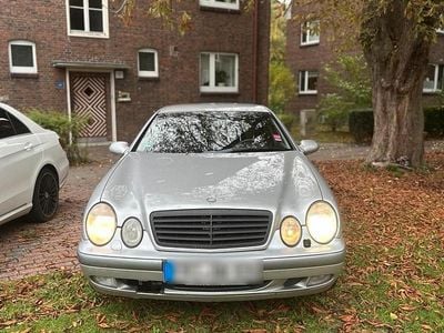 Mercedes CLK320