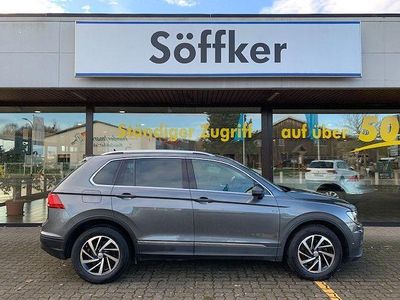 Grau Gebraucht 2018 VW Tiguan Comfortline SUV | 19.950 € (Teuer)