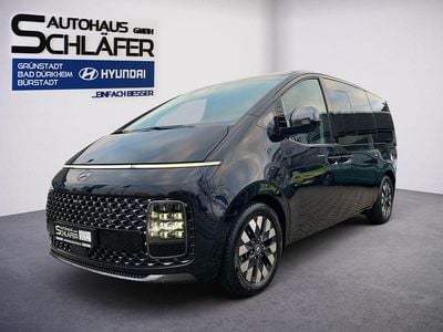Moonlight blue / mic Gebraucht 2022 Hyundai Staria Signature Van / Kleinbus | 39.780 € (Fairer Preis)