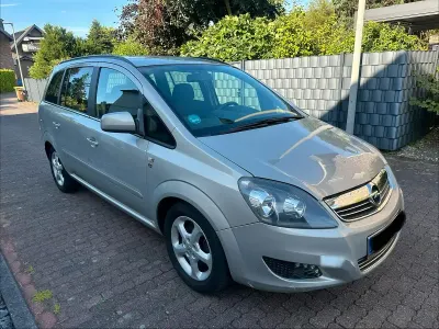 Gebraucht Opel Zafira 150 PS (110 kW) 2010 Van / Kleinbus