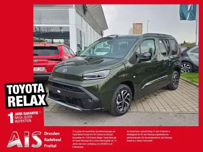 Neu Toyota Proace Verso City 110 PS (80 kW) 2026 Backpacker chaki Kombi