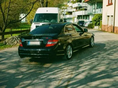 Gebraucht Mercedes C320 AMG 224 PS (164 kW) 2007 Schwarz Limousine
