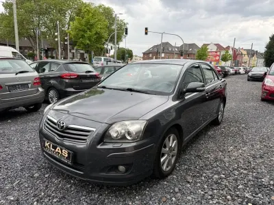 Gebraucht Toyota Avensis Executive 129 PS (94 kW) 2007 Grau Kleinwagen
