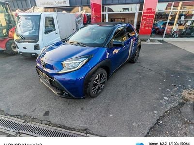 Gebraucht Toyota Aygo X X-plore 72 PS (52 kW) 2022 Blau SUV