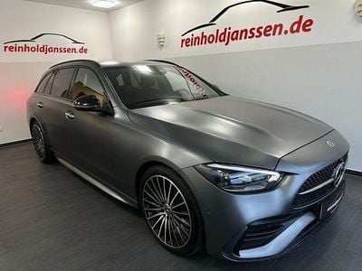 Grau Gebraucht 2023 Mercedes C300 AMG Kombi | 38.890 € (Fairer Preis)