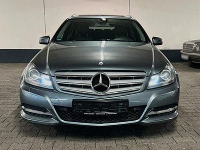 Gebraucht Mercedes C250 204 PS (150 kW) 2011 Grau Kombi