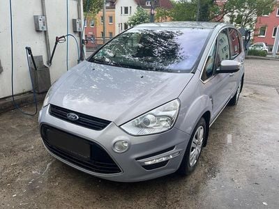 Second-hand Ford S-MAX S 163 CP (119 kW) 2011 Argintiu Monovolum