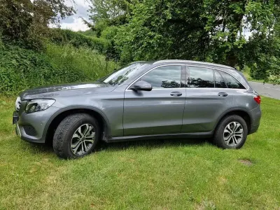 Gebraucht Mercedes GLC220 AMG line 170 PS (125 kW) 2017 Grau SUV