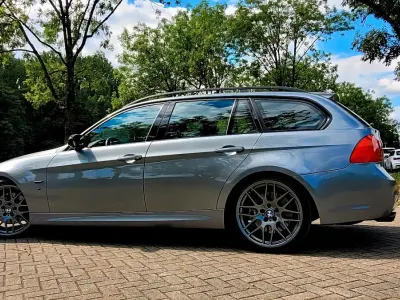 Brugt BMW 325 Shadowline 197 HK (144 kW) 2009 Grå Stationcar