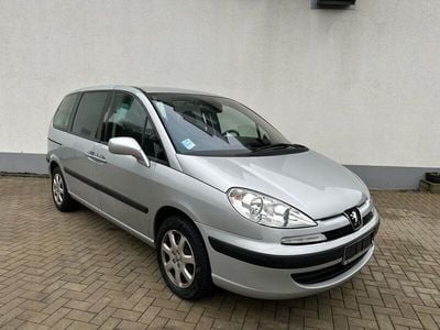 Peugeot 807