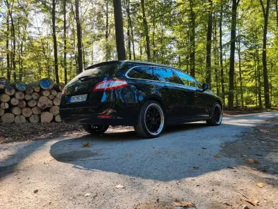 Gebraucht Peugeot 508 SW Allure 200 PS (147 kW) 2017 Schwarz Kombi