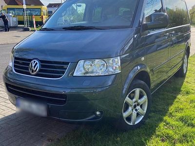 Usata VW Multivan 2008 Grigio Monovolume