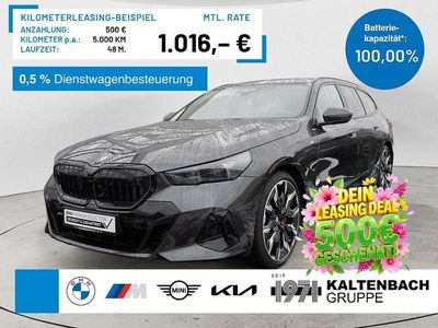 Gebraucht BMW 550e M Sport 489 PS (359 kW) 2025 Grau Kombi