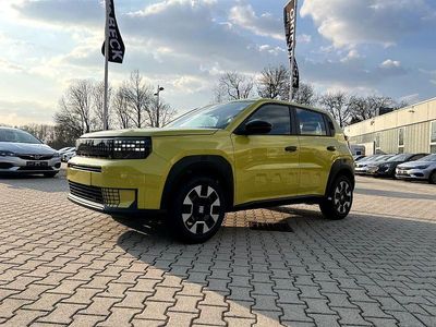 Neu Fiat Grande Panda Business 101 PS (74 kW) 2026 Limone gelb metallic Kleinwagen