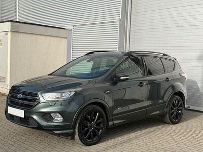 Gebraucht Ford Kuga ST-Line 179 PS (131 kW) 2019 Grün SUV
