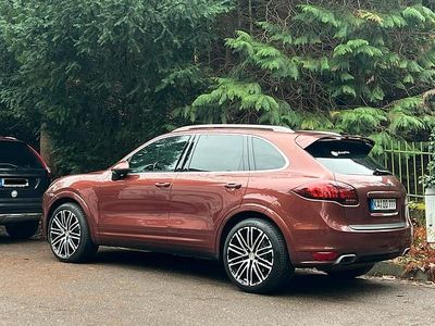 Gebraucht Porsche Cayenne 245 PS (180 kW) 2012 Rot SUV
